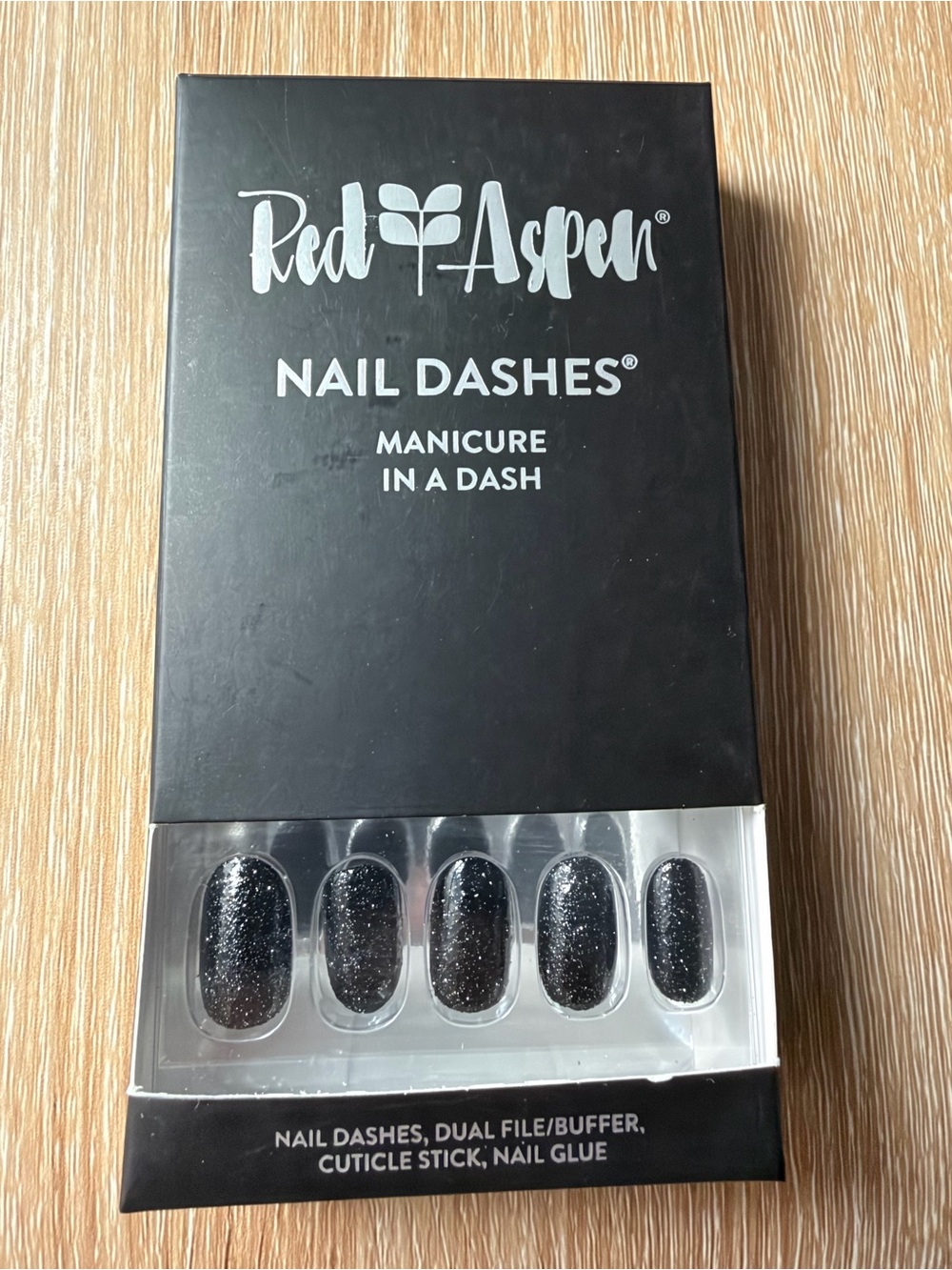 Red Aspen - Alicia’s Black Clutch - Press On Nails Kit - NEW! Medium Round